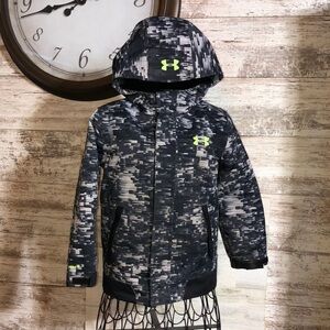Under Armour Overcast Gray Digi Blur Rideable Jacket - Boys winter jacket size 5